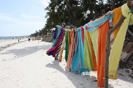 Kenya Bay Beach Hotel แบมเบอรี ภายนอก รูปภาพ
