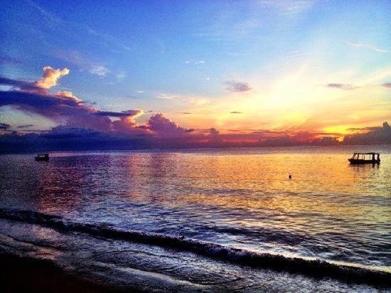 Kenya Bay Beach Hotel แบมเบอรี ภายนอก รูปภาพ